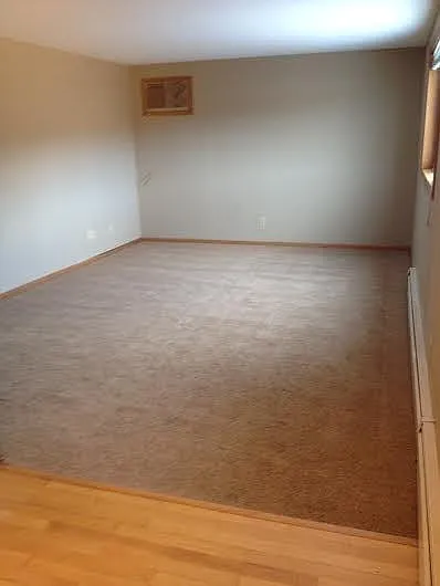 207 Myrtle St W #2 — Photo 5