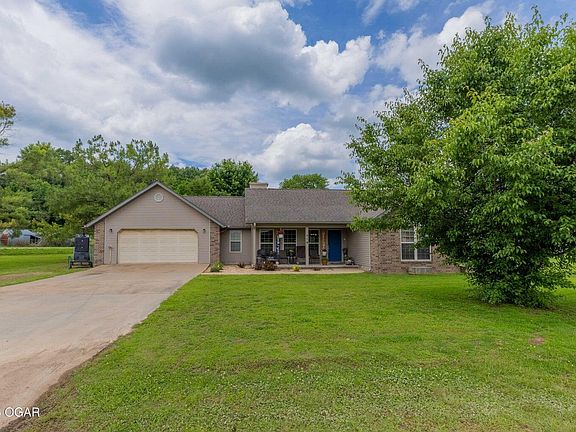 5th image of 719 Meadow Drive