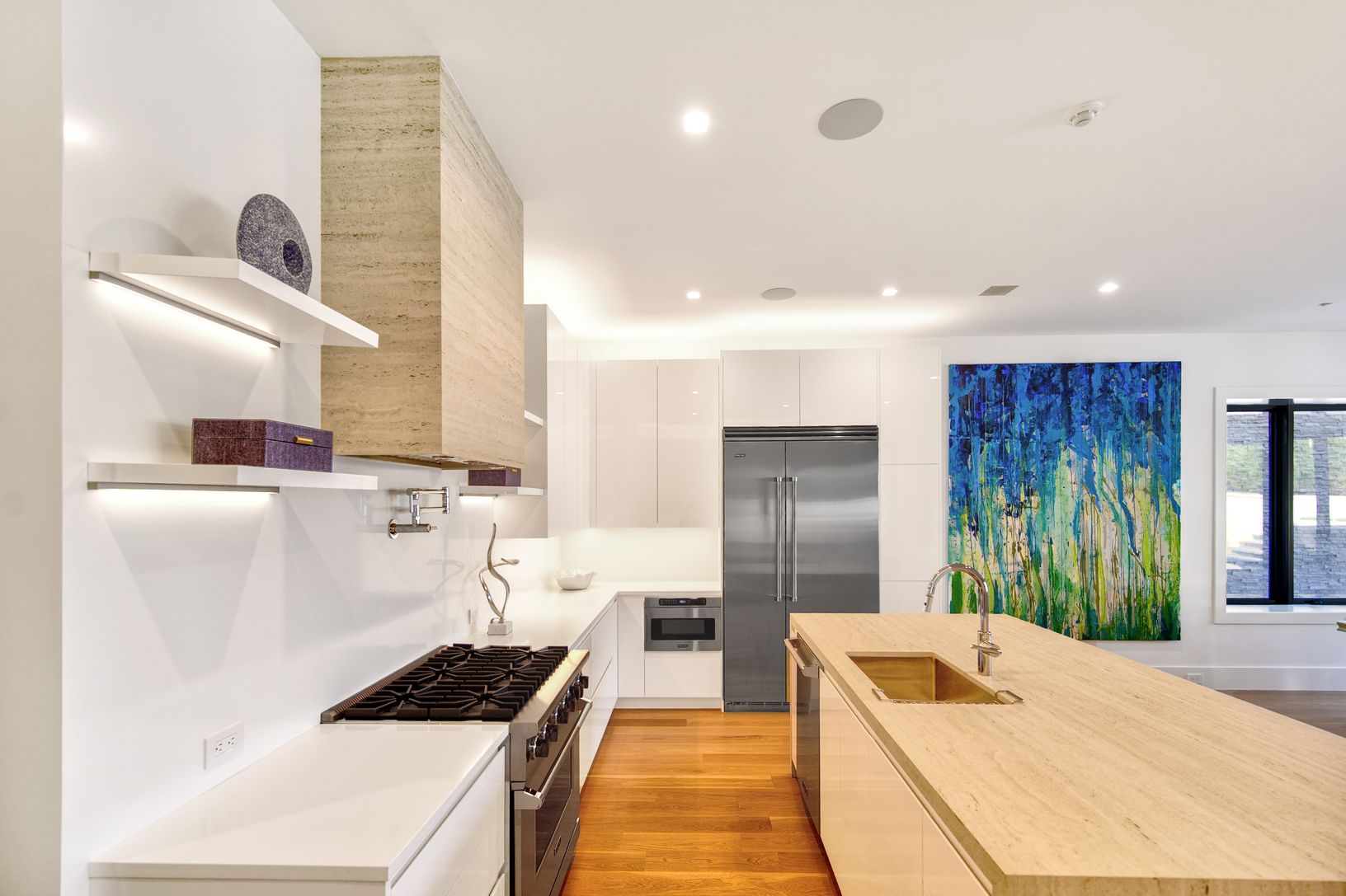  Kitchen featuring Viking appliances