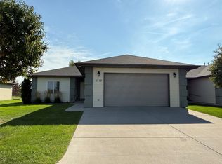 1212 Emerald Dr #20, Great Falls, MT 59404