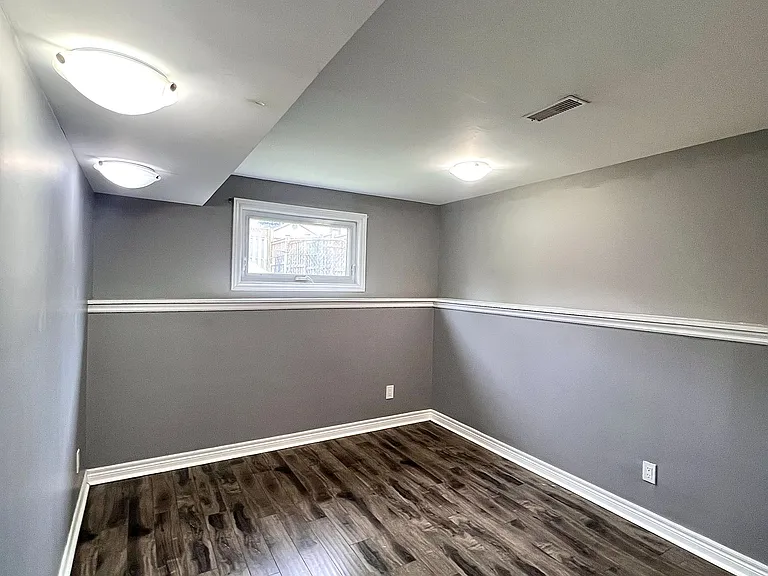 16 Herrell Ave #LOWER — Photo 7