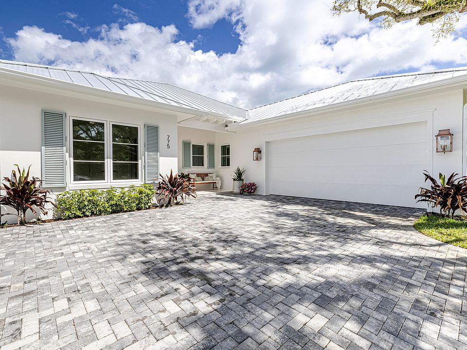 1st image of 775 Acacia Road