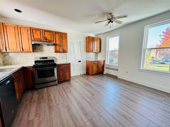 38 Linden Pl Floor 2, New Rochelle, NY 10801