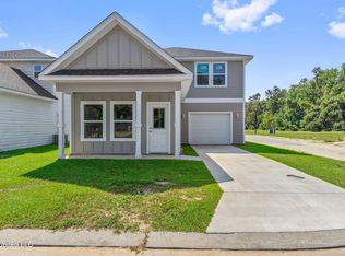 961 Tule Ln, Gulfport, MS 39507