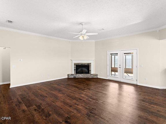 2nd image of 1817 W 25th St
