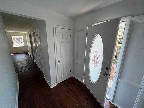 2nd image of 5820 San Gabriel Dr