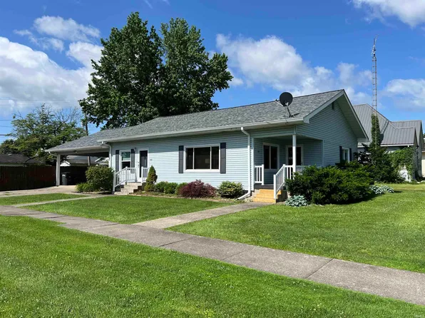 89 E H St, Linton, IN 47441