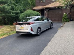 39 Patriots Rd, Morris Plains, NJ 07950