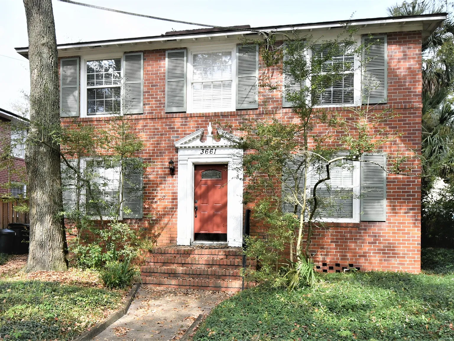 1 bed, 1.0 bath, 745 sqft, $1,075 — Photo 1