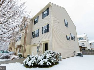 933 Hopkins Cor, Glen Burnie, MD 21060