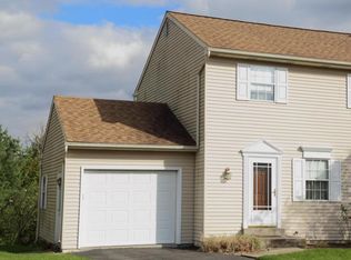 437 Daisy Ln, Lancaster, PA