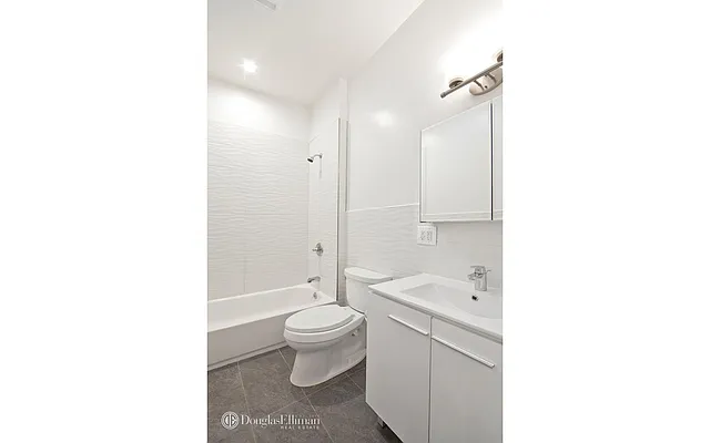 Rented by Douglas Elliman | media 26