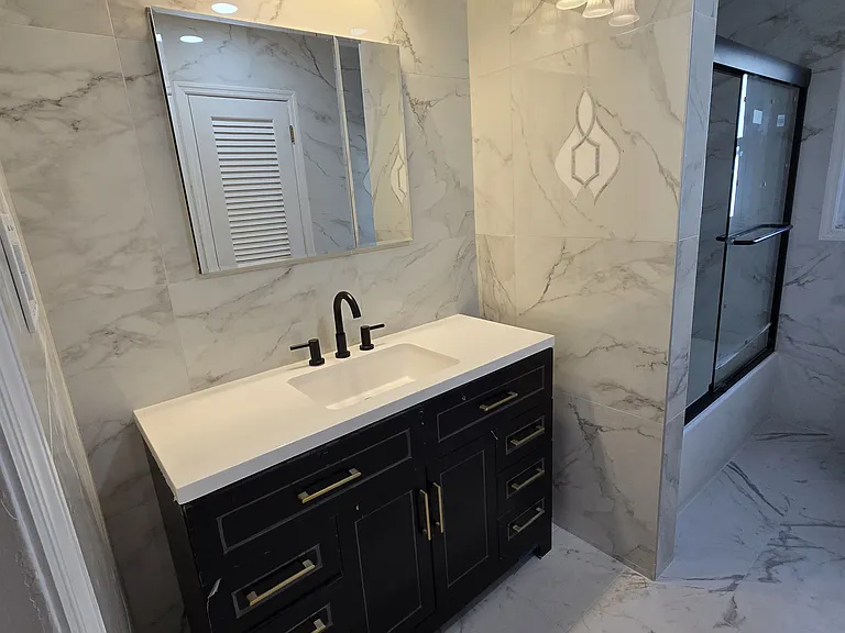 74 Caswell Ave #2 — Photo 5