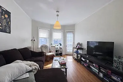 44 Central St #3 — Photo 1