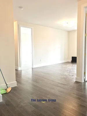 Rented by Lucrum Group | media 6