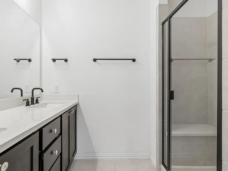 2215 Adena Springs Dr — Photo 14