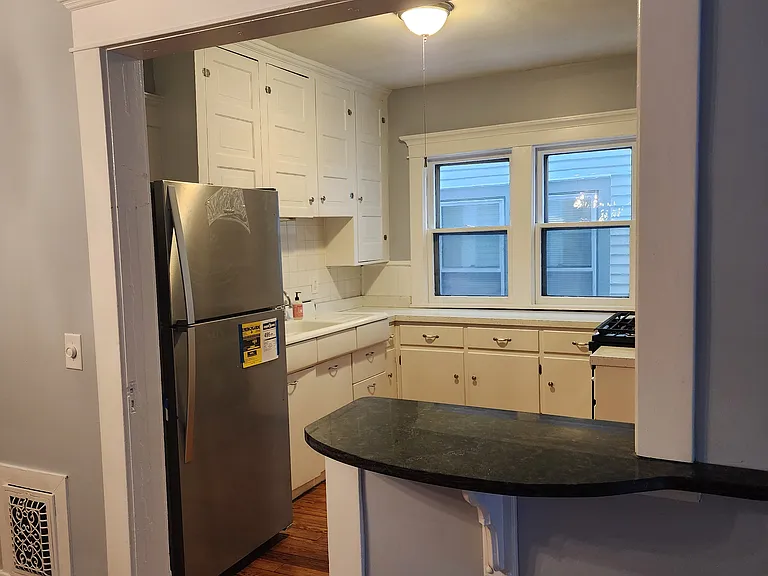 21 Cleveburn Pl #1 — Photo 5