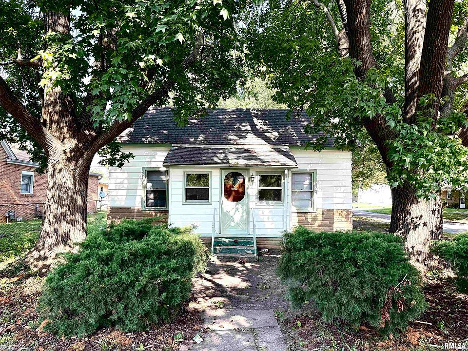 1st image of 700 N 17th St