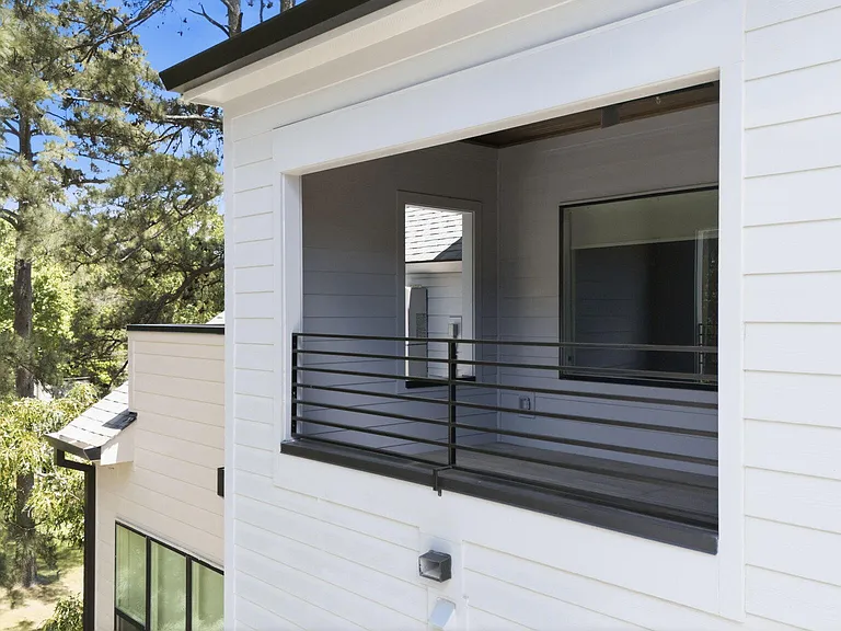 403 Chatham View Rd — Photo 35