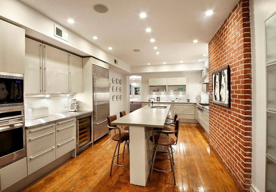 1st image of 37 E 67th St APT 1A