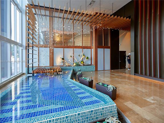 3rd image of 50 Biscayne Blvd APT 2805