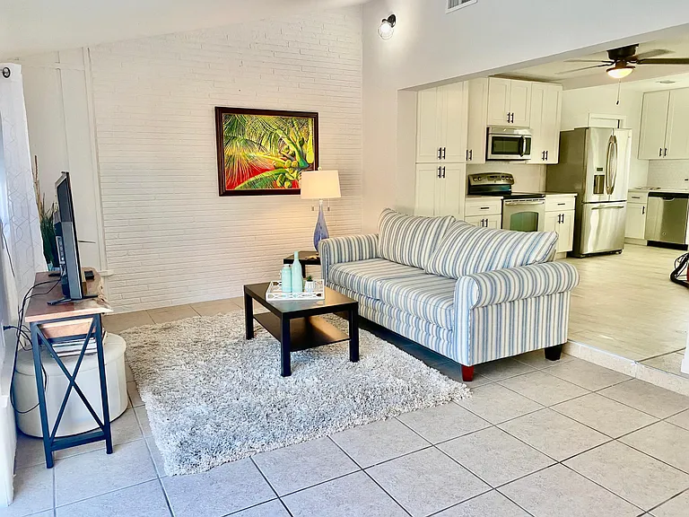 3533 Roxane Blvd — Photo 33