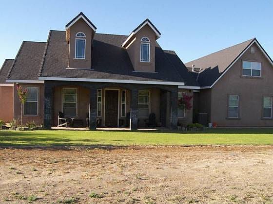 1st image of 14326 El Capitan Way