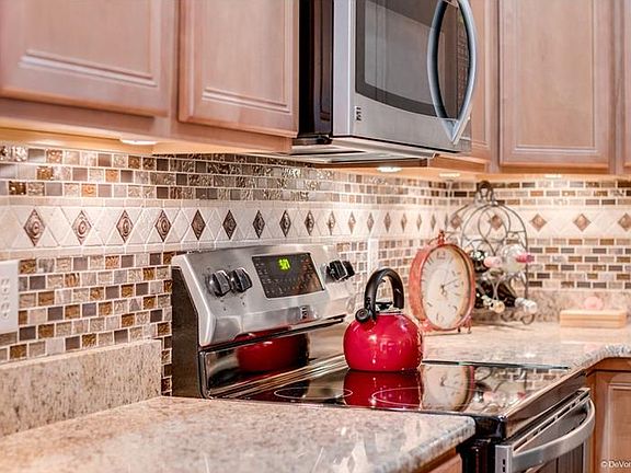 4th image of 867 Blairmont Ln