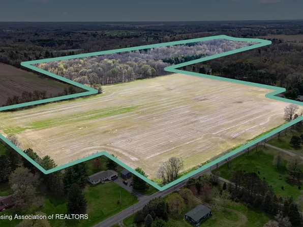 8635 W Herbison Rd, Eagle, MI 48822