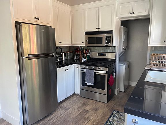 5th image of 893 Concha Loma Dr