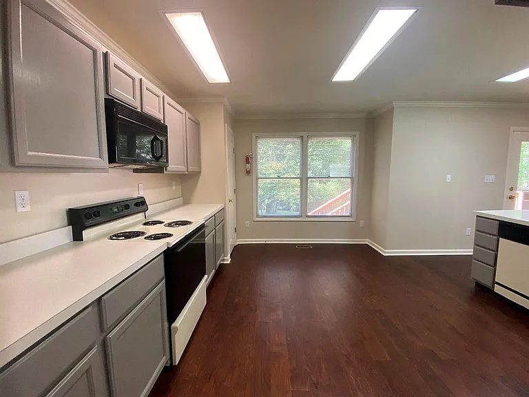 2707 Dee Peppers Dr — Photo 10