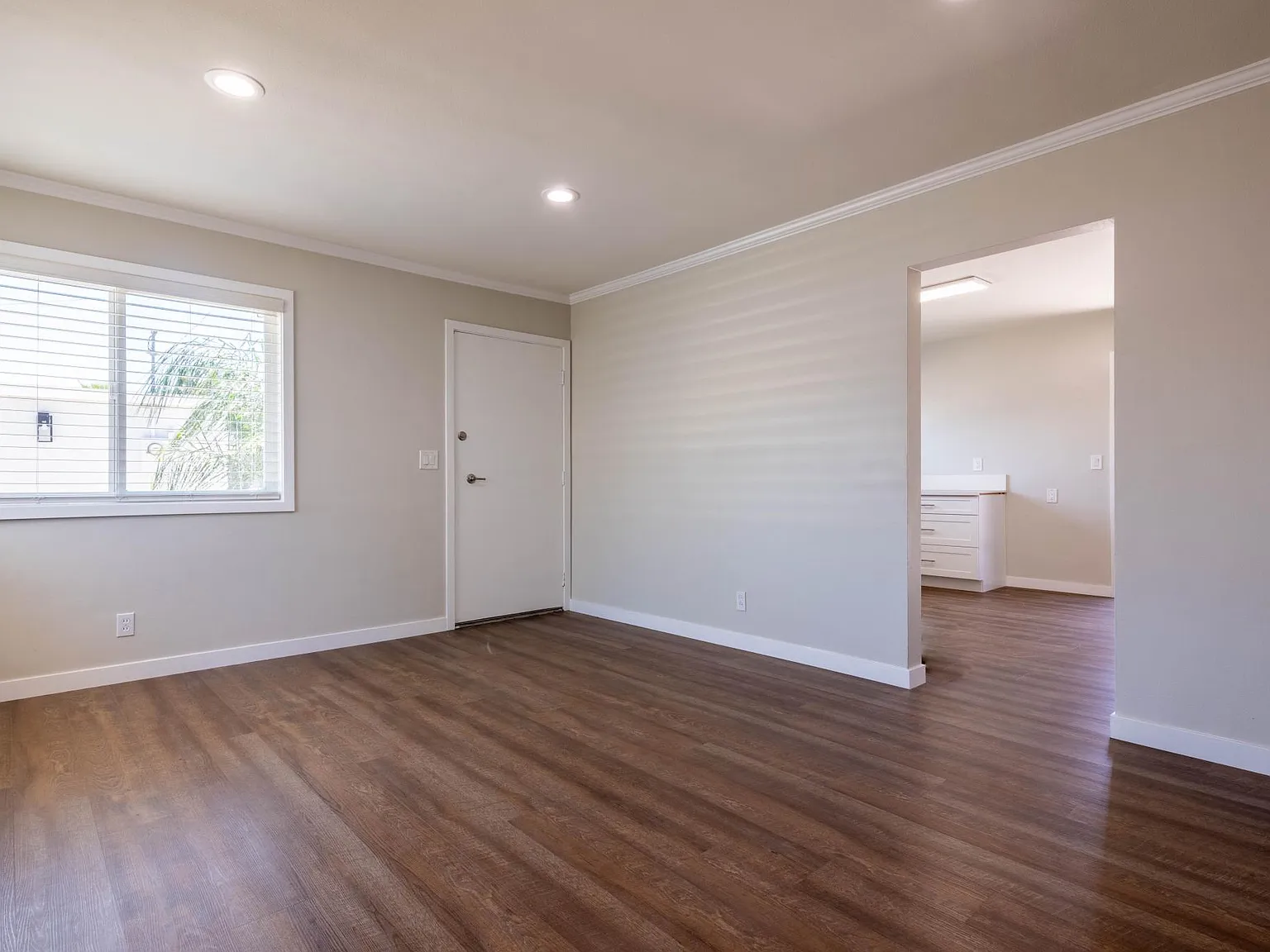 2 bed, $2,495 — Photo 4