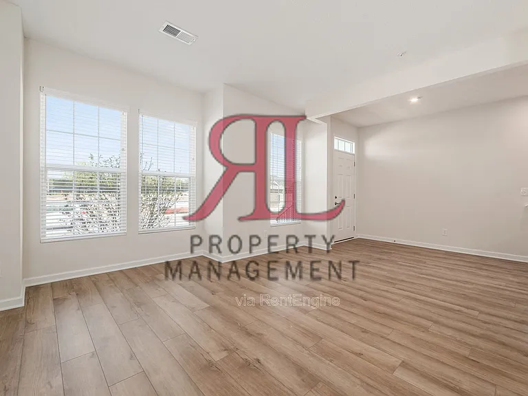 4181 McCune Ave #1 — Photo 9