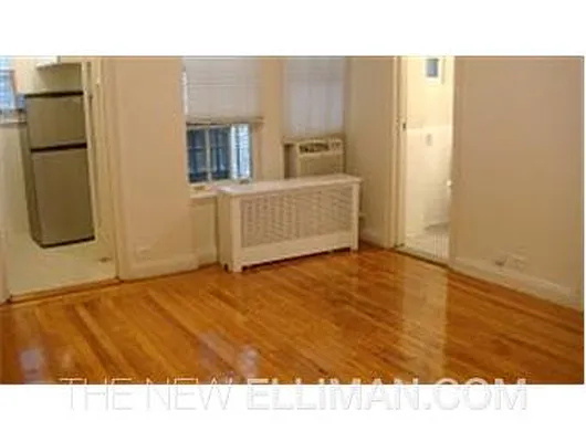 Rented by Douglas Elliman | media 38