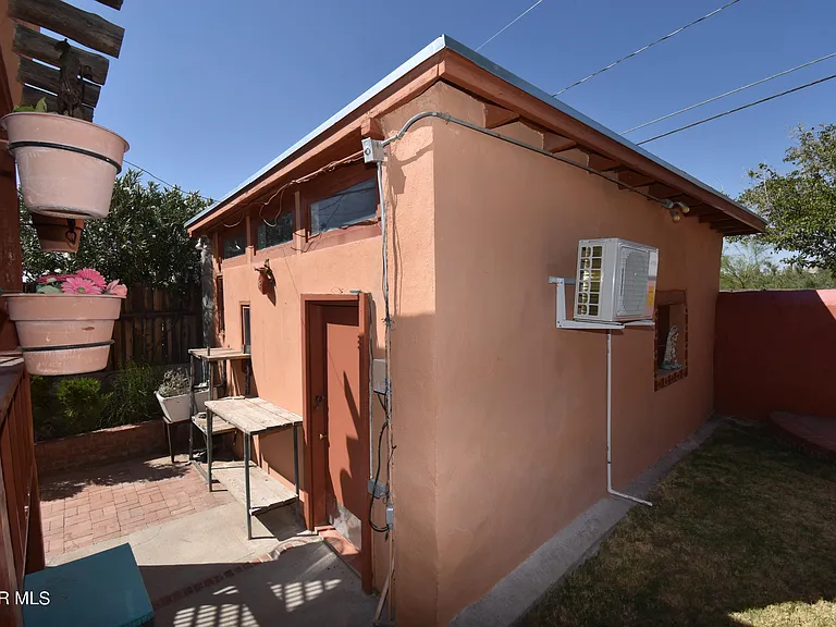 515 Gregory Ave — Photo 40