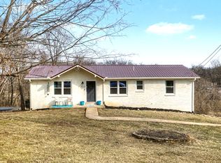 310 Lake Dr, Columbia, TN 38401