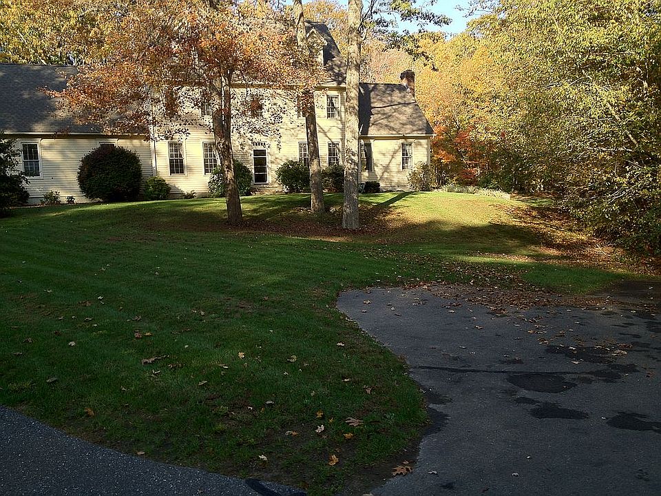 2nd image of 54 Oakridge Dr
