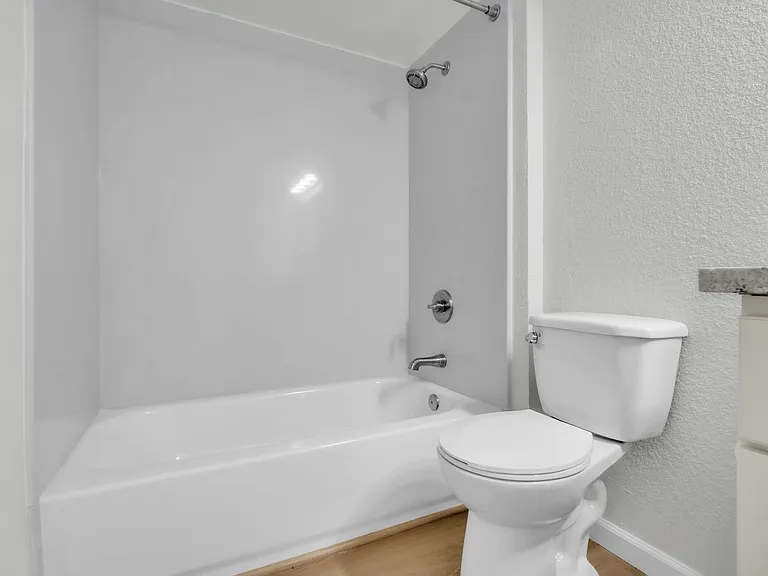 5226 Hemlock St #35 — Photo 19