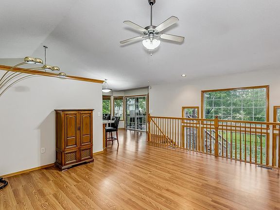 3rd image of 1739 S Tara Falls Ct