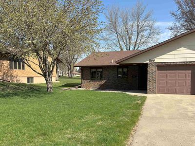 1106 5th St NE, Sioux Center, IA, 51250