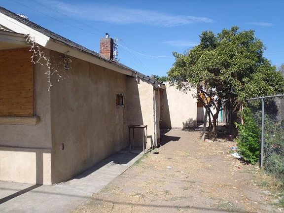 2nd image of 523 N Fisher St