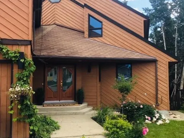 13213 92nd St, Peace River, AB T8S 1X1