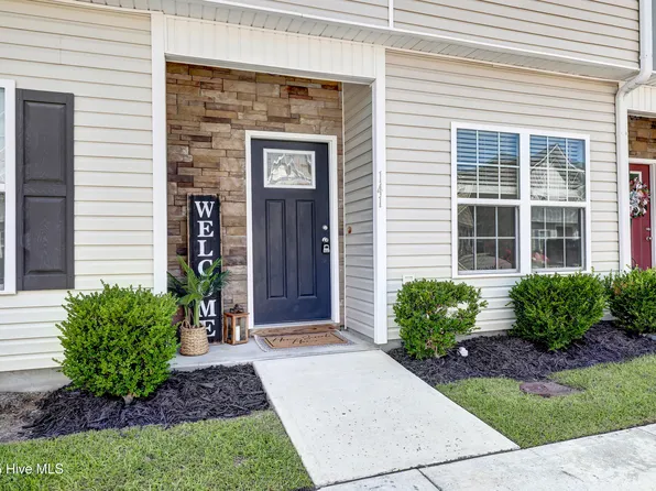 141 Beacon Woods Drive, Holly Ridge, NC 28445