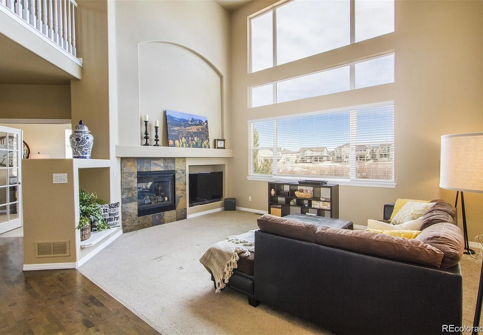 5 bed, 4.5 bath, 4591 sqft, $4,200 — Photo 4