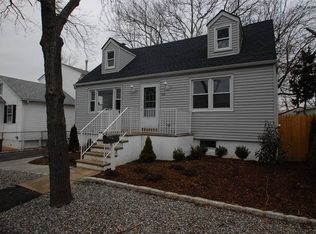 416 Gulden St, Keyport, NJ 07735