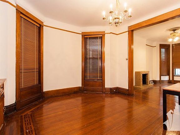 2nd image of 858 W Newport Ave #1FU