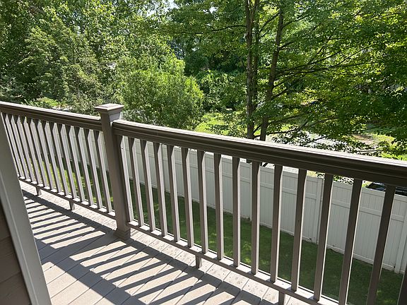 2nd image of 814 River Renaissance