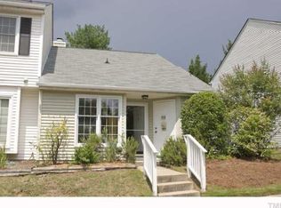 112 Saint Andrews Ln, Chapel Hill, NC 27517