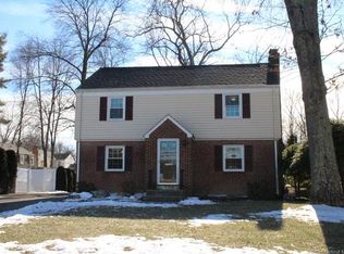 1747 Asylum Ave, West Hartford, CT 06117