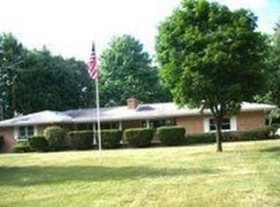 130 N Concord Rd, Albion, MI 49224